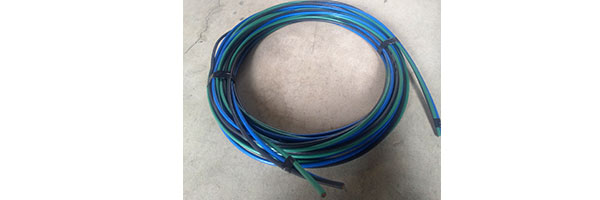 引込み用ビニル絶縁電線